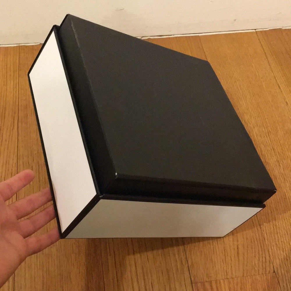 Chanel Box Set - Picture 5 of 6